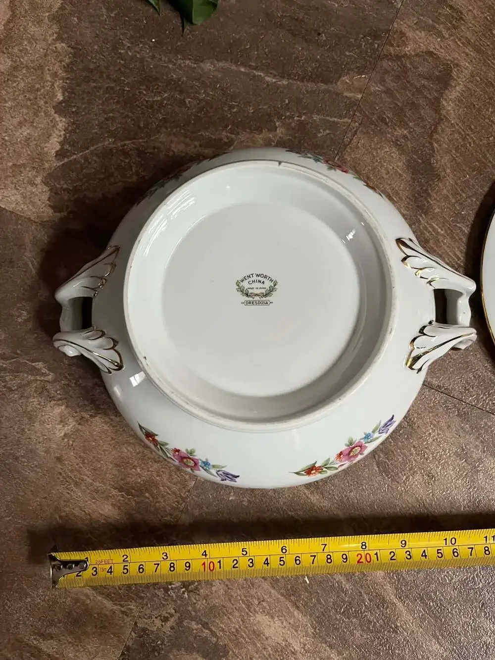 Wentworth Dresden Round Covered Vegetable Bowl Tureen 10